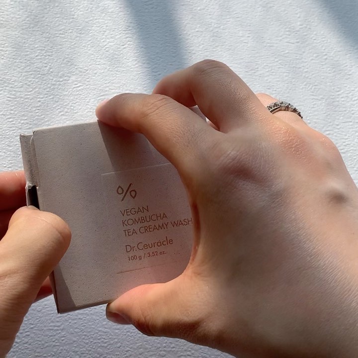 ヴィーガンコンブチャティークリーミーウォッシュバー/Dr.Ceuracle/洗顔石鹸の動画クチコミ3つ目