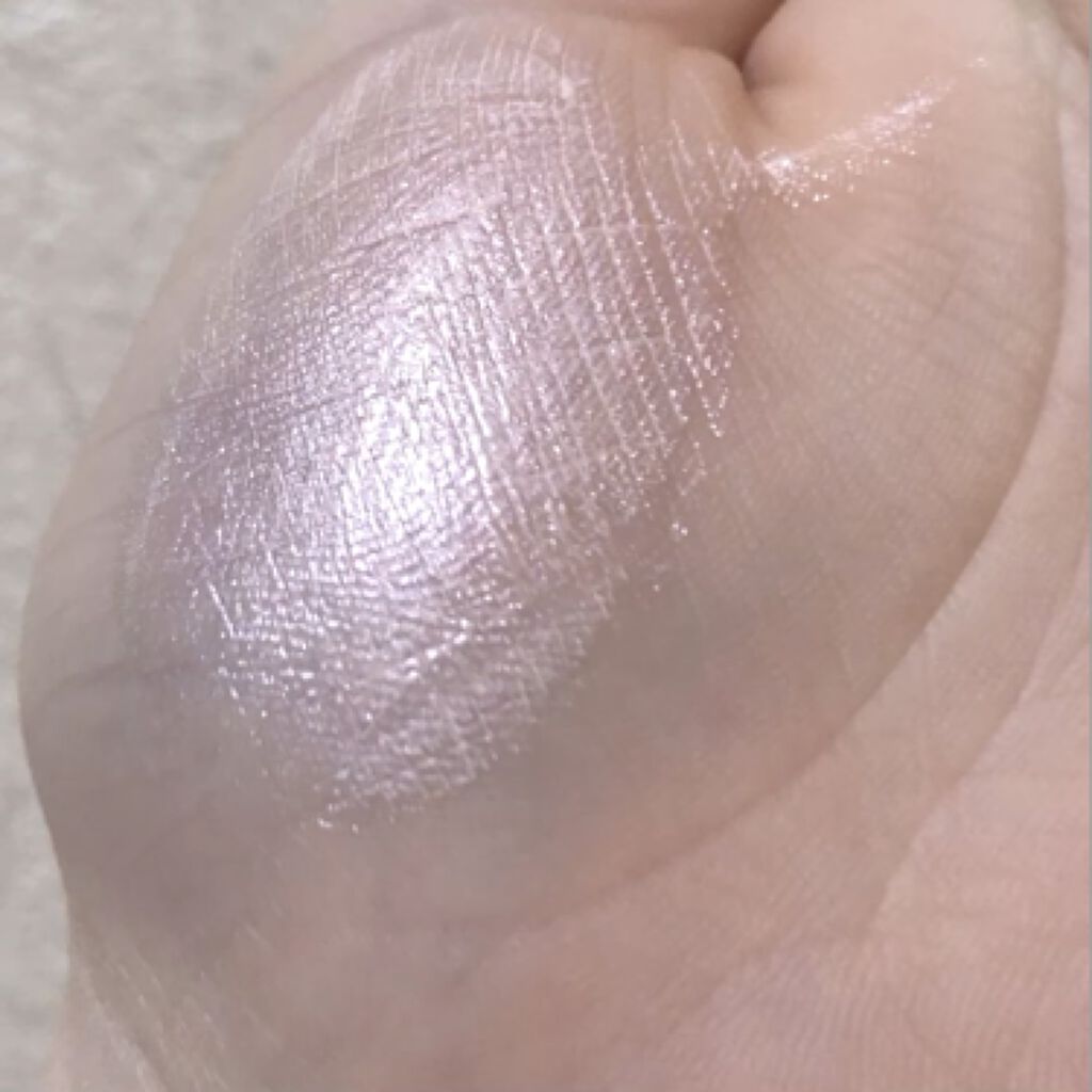 ル ブラン ロージー ドロップス/CHANEL/リキッドハイライトを使ったクチコミ（2枚目）