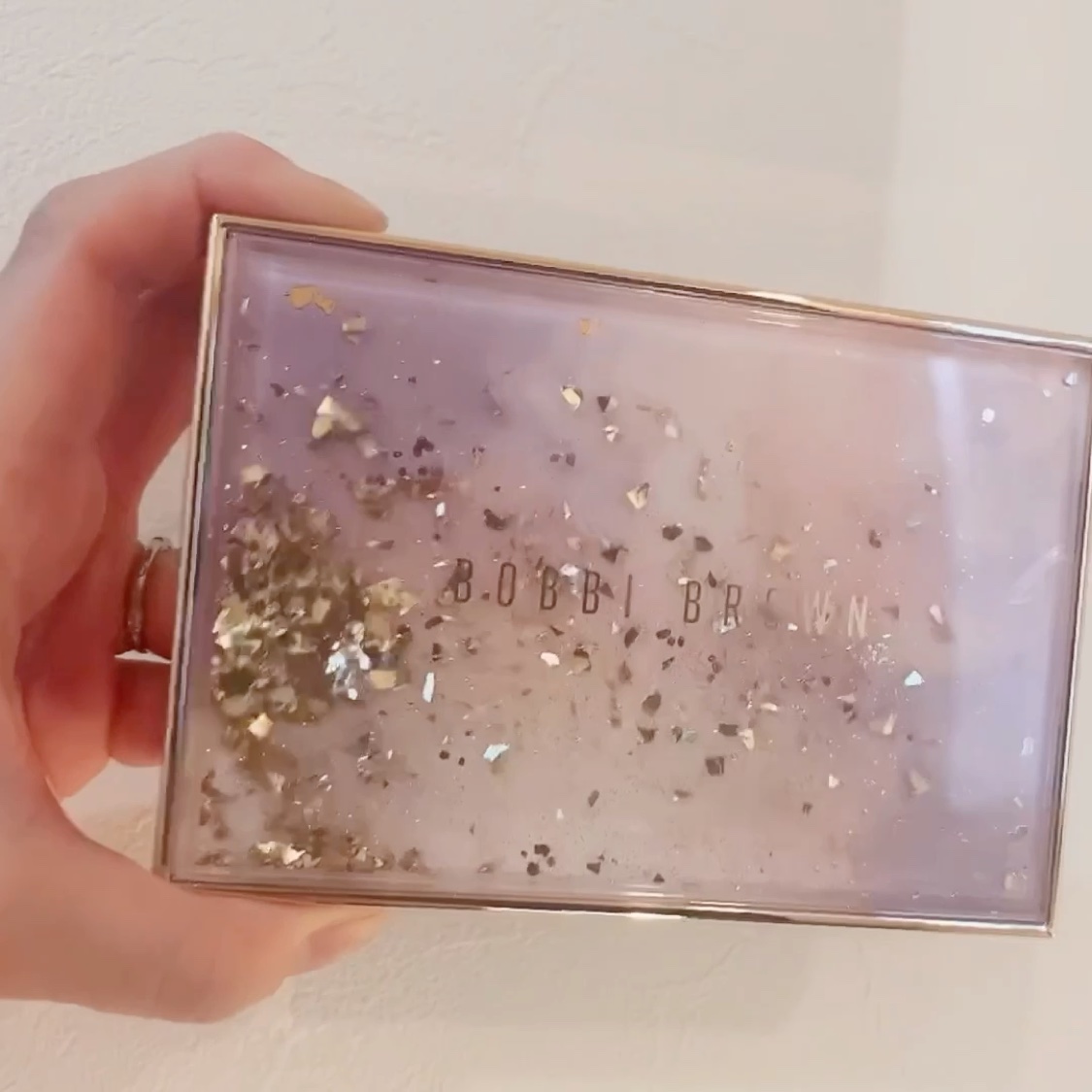 リュクスアイシャドウ/BOBBI BROWN/単色アイシャドウを使ったクチコミ（2枚目）