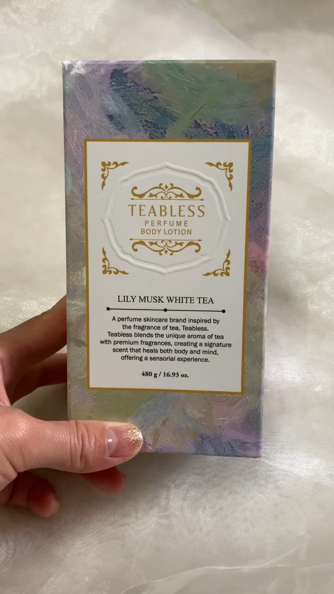 パフュームボディローション リリィムスクホワイトティー/TEABLESS/ボディローションの人気ショート動画