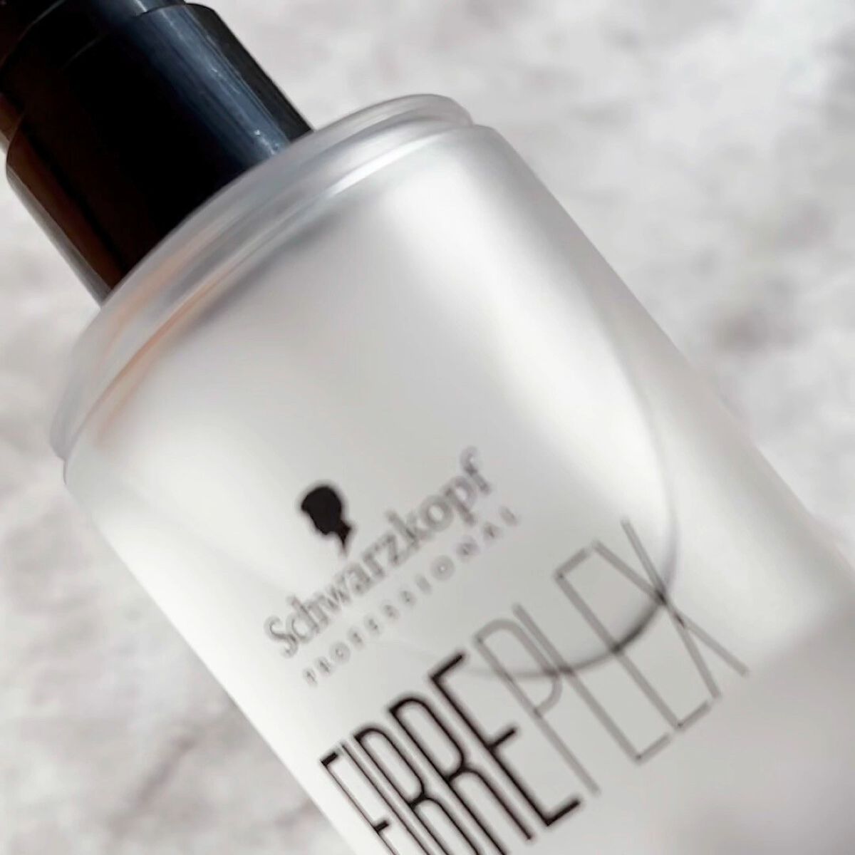 ファイバープレックス ボンドオイル/シュワルツコフ プロフェッショナル/ヘアオイルを使ったクチコミ（2枚目）