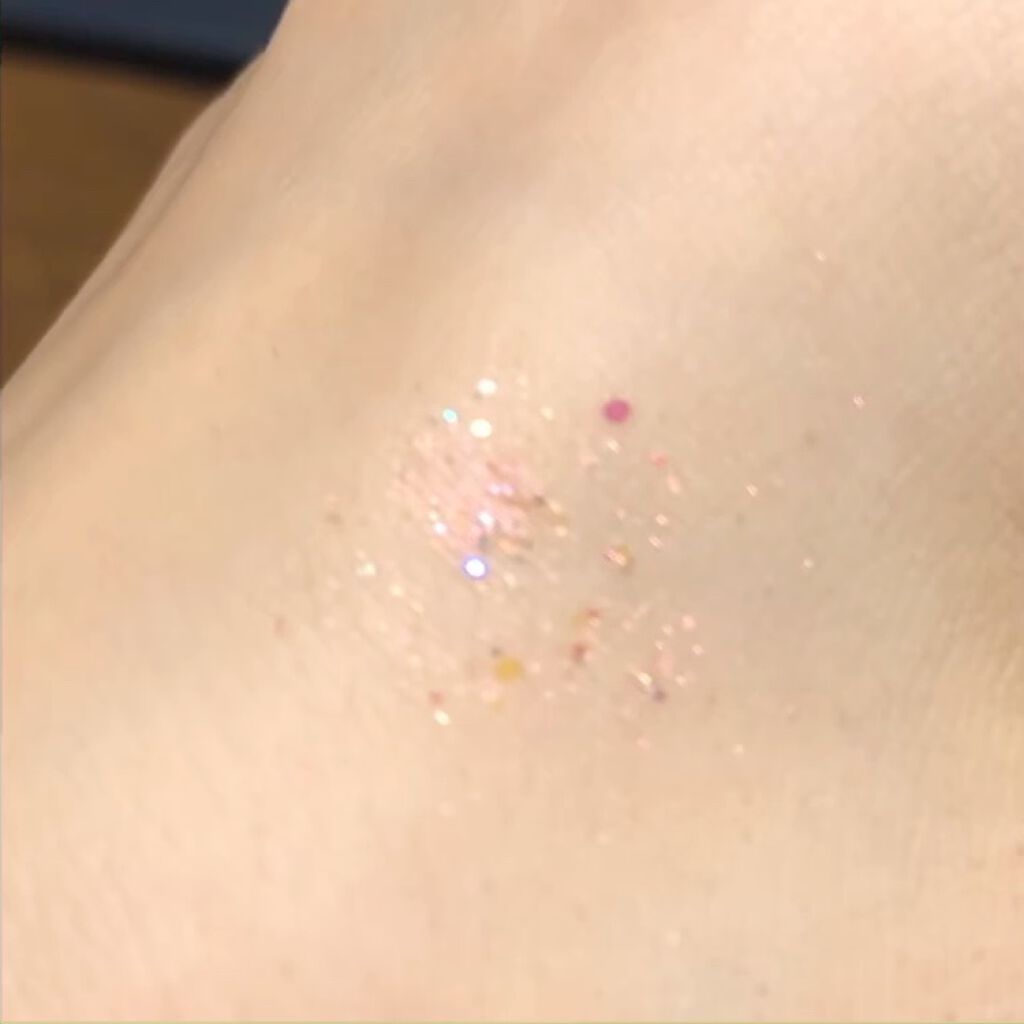 ゲットルーズグリッタージェル/unleashia/グリッターを使ったクチコミ（3枚目）