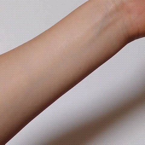 マム　ワセリンスティック　17g/マム/ボディクリームを使ったクチコミ（3枚目）