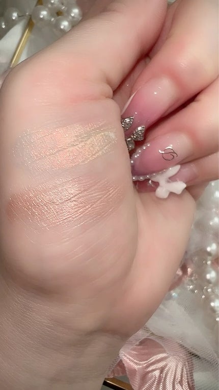 FlowerKnows(フラワーノーズ)フェアリーテイルズコレクションリキッドハイライター/FlowerKnows/リキッドハイライトを使ったクチコミ(4枚目)