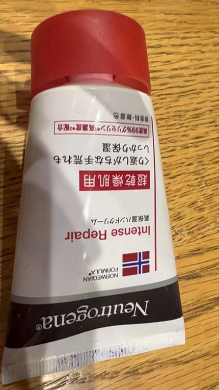 インテンスリペア ハンドクリーム/Neutrogena/ハンドクリームの人気ショート動画