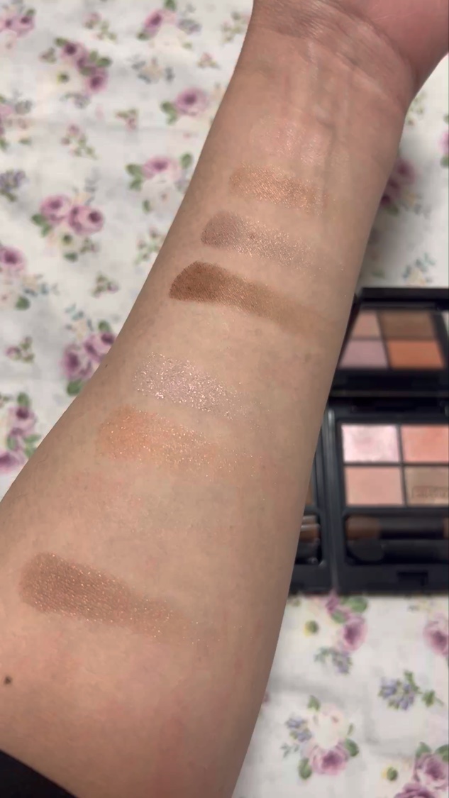 ミネラルクラッシィシャドー シェルフルール(限定)/エトヴォス/アイシャドウパレットを使ったクチコミ（2枚目）