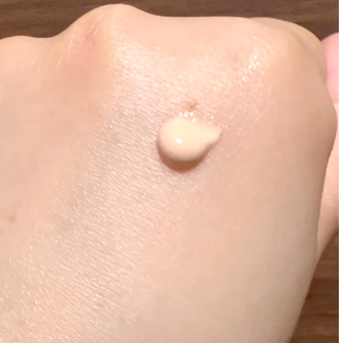 Amplitude コンプリートフィット クリームベースのクチコミ「もう買えないですが紹介だけさせてください🥲
大好きな万能下地✨
何かに特化しているというよりは.....」（3枚目）