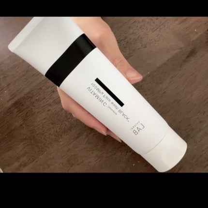 ラボ   V 酵素洗顔フォーム ブラック/unlabel/洗顔フォームを使ったクチコミ(4枚目)