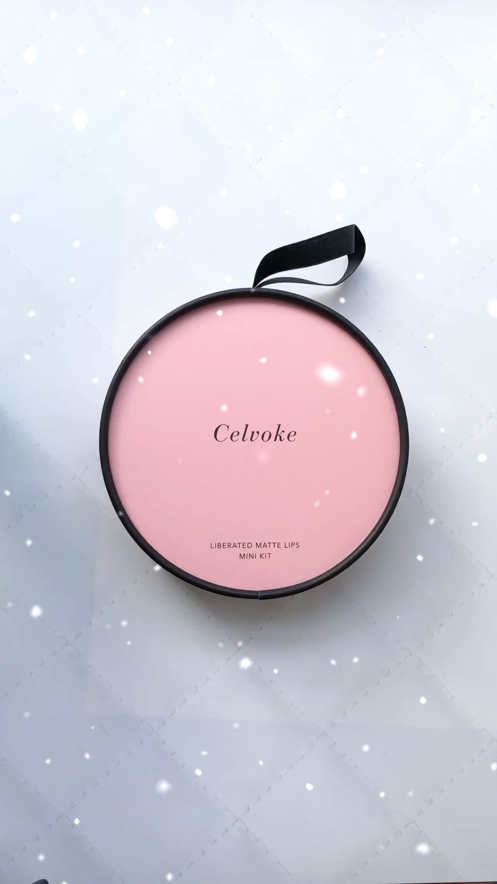 セルヴォーク リベレイティッド マット リップス ミニキット A /Celvoke/メイクアップキットの動画クチコミ3つ目