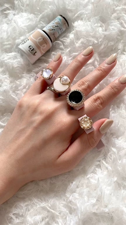 ジェルネイル(ライト対応)/セリア/ジェルネイルの人気ショート動画