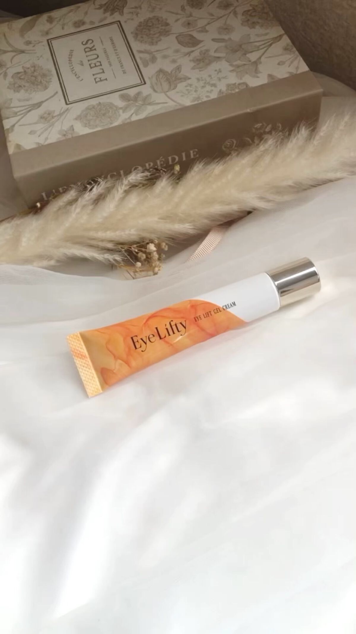 アイリフティ アイリフトジェルクリーム/R&/美容液を使ったクチコミ（1枚目）