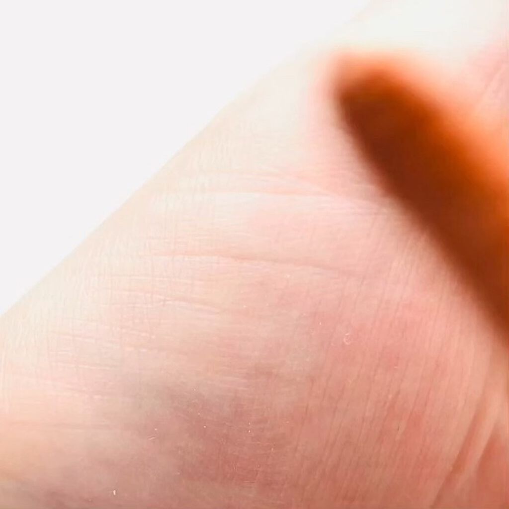 ブラー フィット ティント/MERZY/リップティントの動画クチコミ1つ目