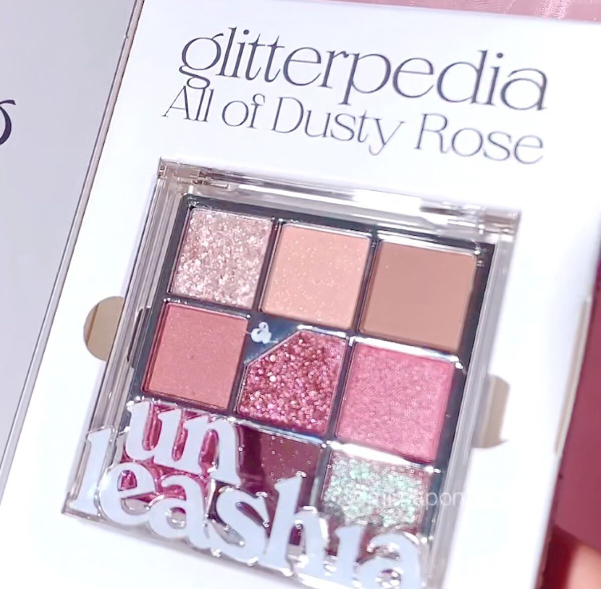 グリッターペディアアイパレット/unleashia/アイシャドウパレットを使ったクチコミ（1枚目）