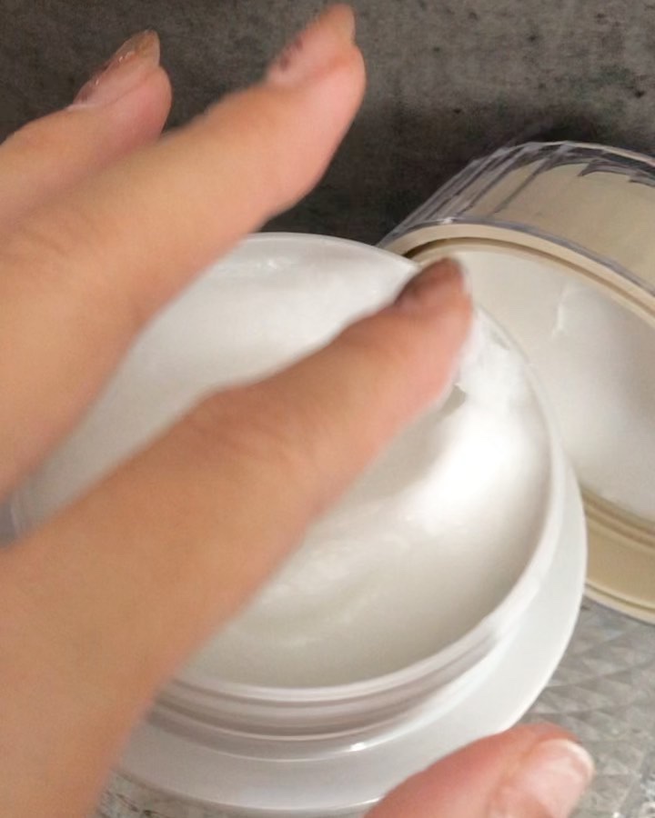 Essential THE BEAUTY 髪のキメ美容バリアヘアマスク/エッセンシャル/ヘアマスク・ヘアパックを使ったクチコミ（3枚目）