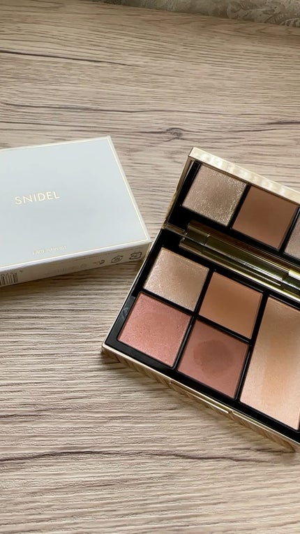 フェイス スタイリスト/SNIDEL BEAUTY/アイシャドウパレットの人気ショート動画
