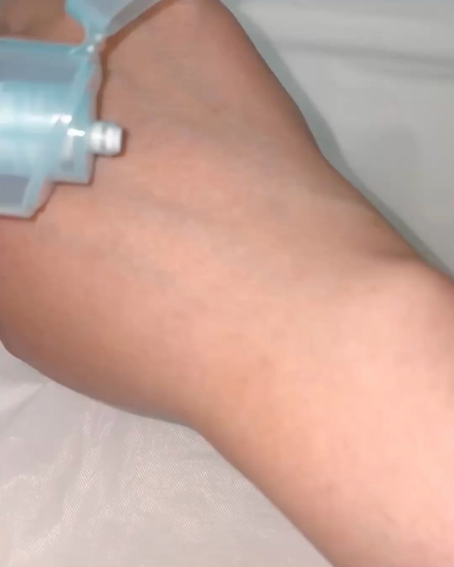 ビオレUV アクアリッチ ウォータリーホールドクリーム（水肌記憶UV）/ビオレ/日焼け止めクリームを使ったクチコミ（3枚目）