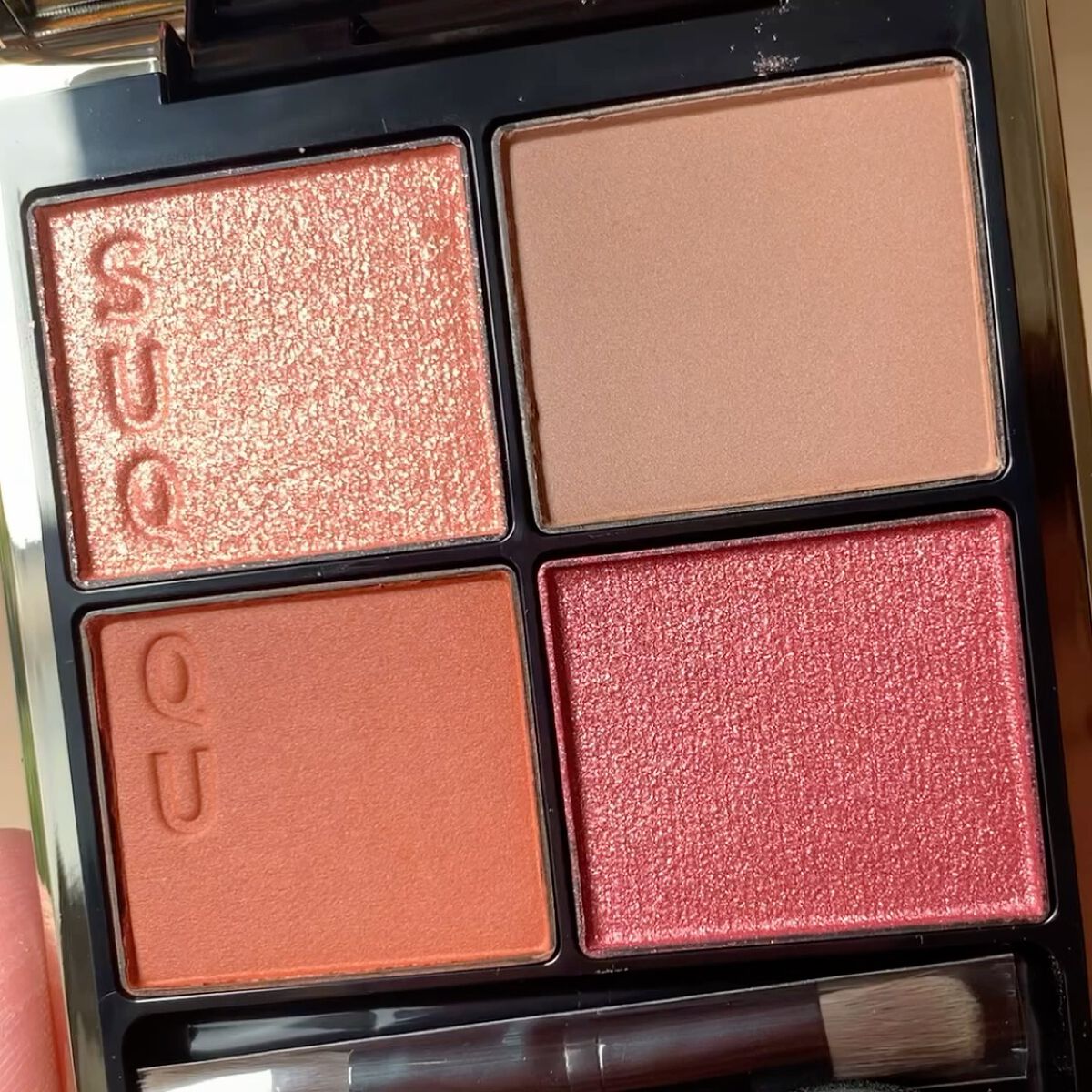 シグニチャー カラー アイズ/SUQQU/アイシャドウパレットを使ったクチコミ（3枚目）
