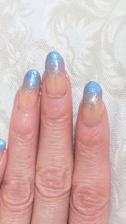 カラフルネイルズ/キャンメイク/マニキュアの人気ショート動画