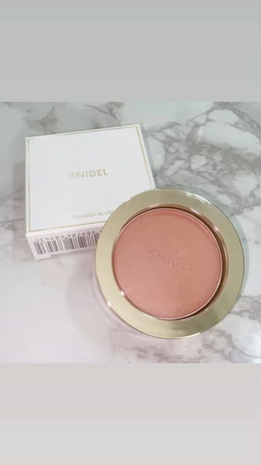 SNIDEL BEAUTY パウダー ブラッシュのクチコミ「·
SNIDEL パウダー ブラッシュ/snidel
·
09 Refined Beigeを購.....」（1枚目）