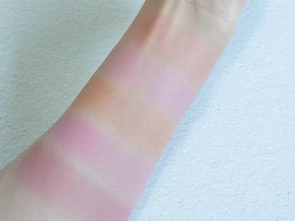 シアーレイヤリングデュアルブラッシャー/wakemake/パウダーチークを使ったクチコミ(4枚目)