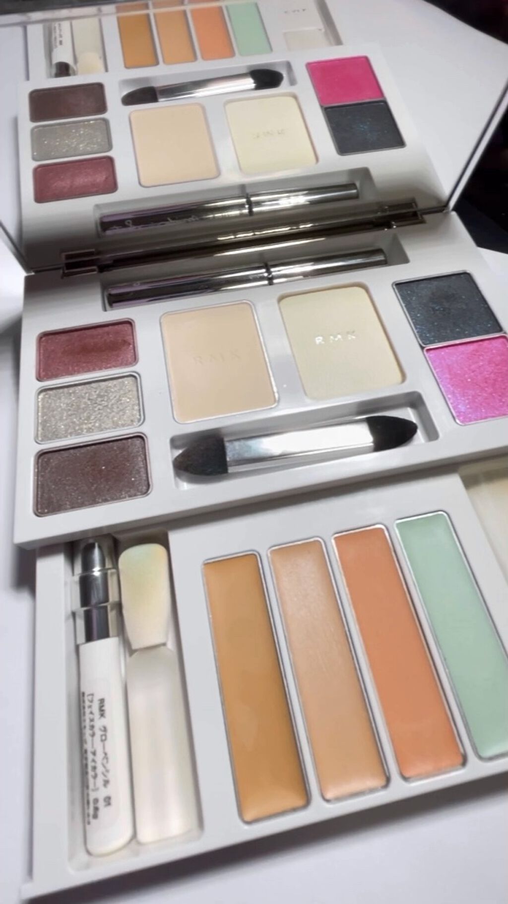 クリスマスコフレ 2017/RMK/メイクアップキットの動画クチコミ1つ目