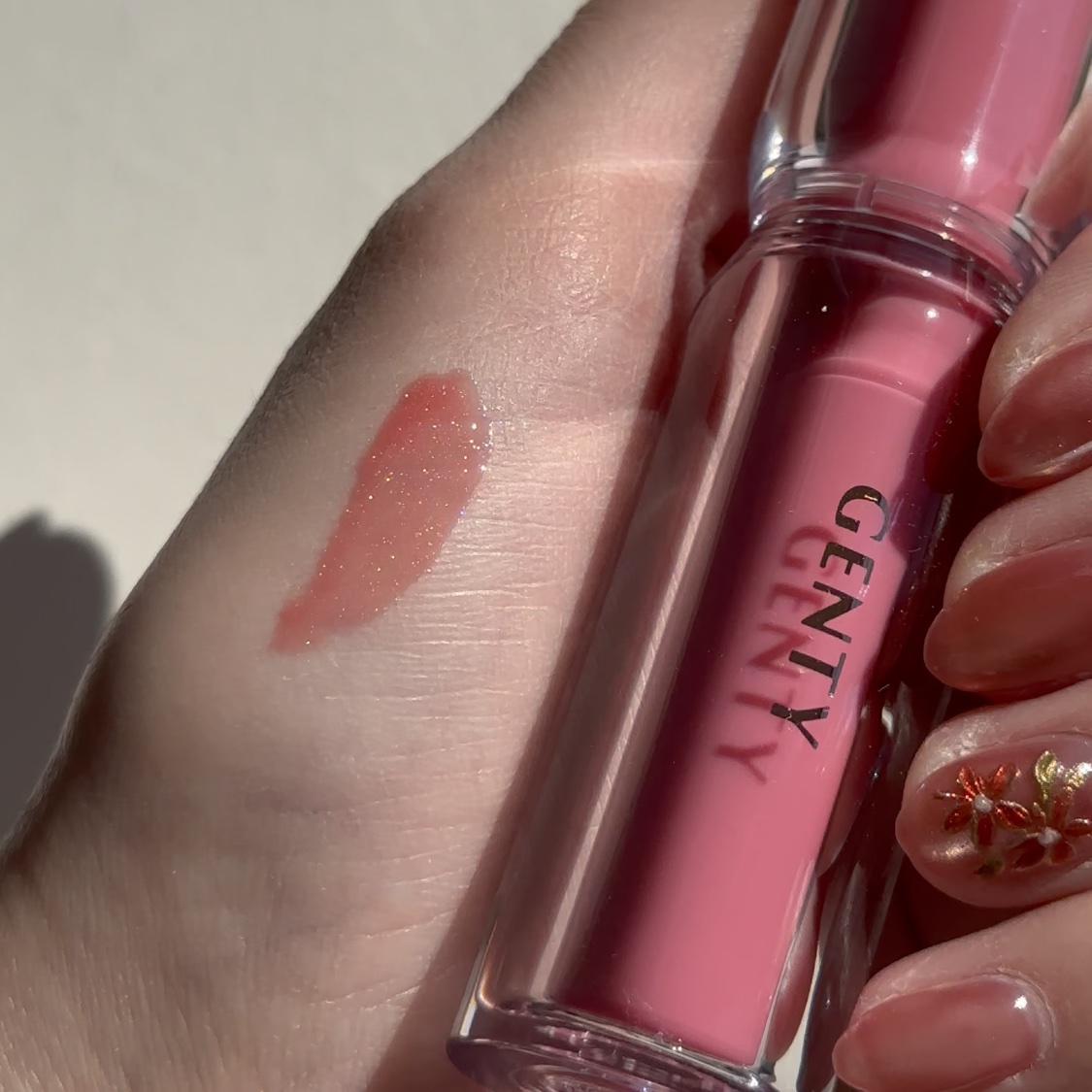 ジェンティー　モチュルンリップグロス/GENTY/リップグロスの動画クチコミ1つ目