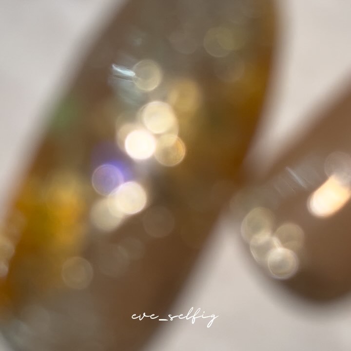 ストーンフラッシュ/ネイル工房/ジェルネイルの動画クチコミ2つ目