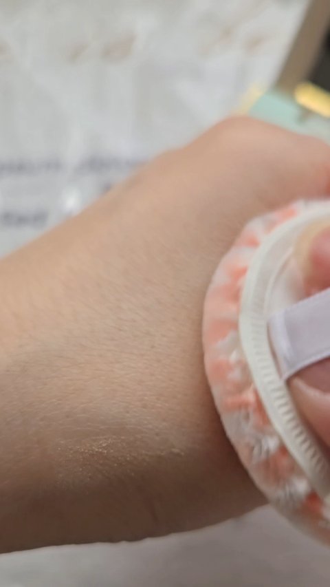 ステファニー サンブロック ルーセントパウダー Ⅲ/ステファニー/プレストパウダーの動画クチコミ1つ目