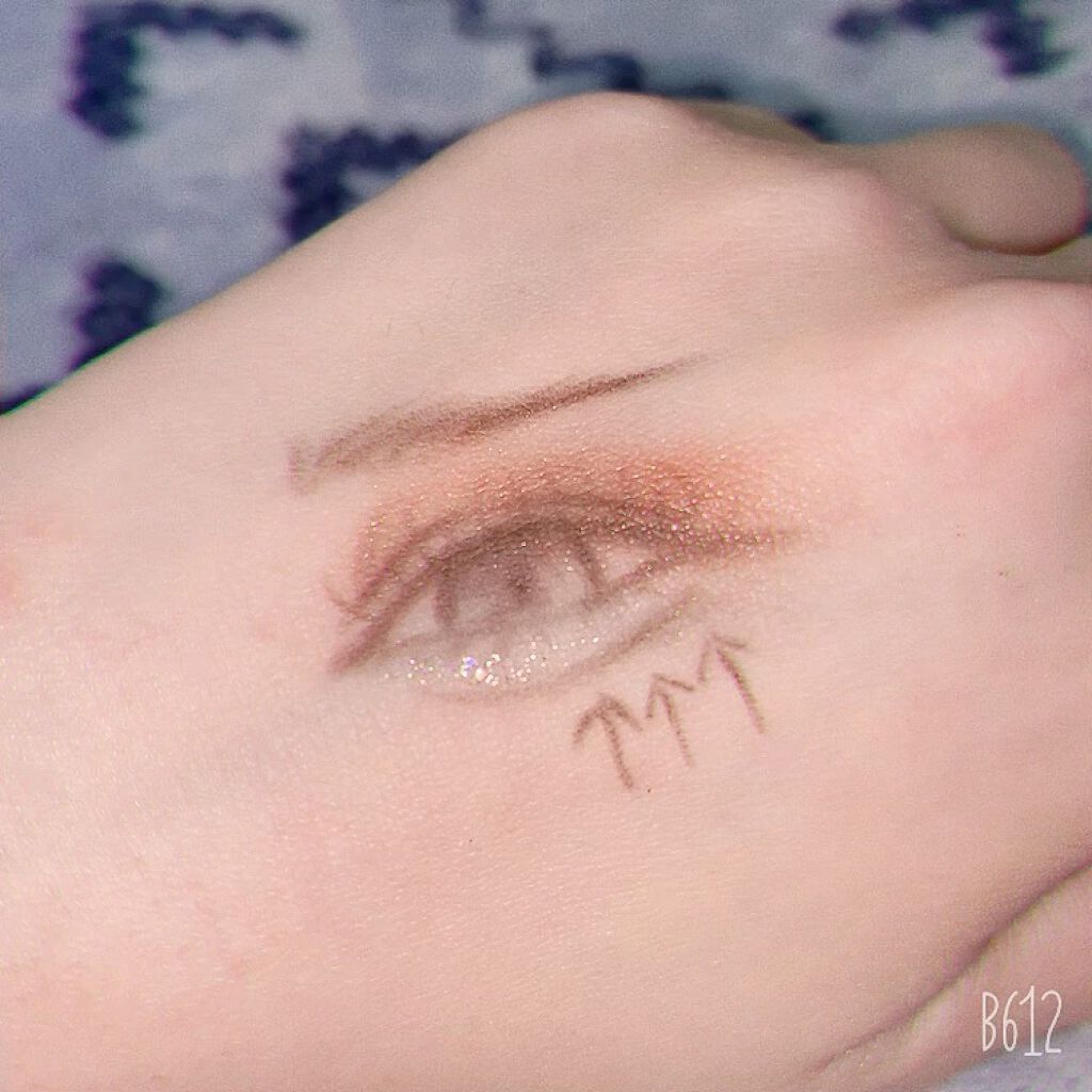 リキッド グリッター シャドウ/rom&nd/グリッターを使ったクチコミ（2枚目）