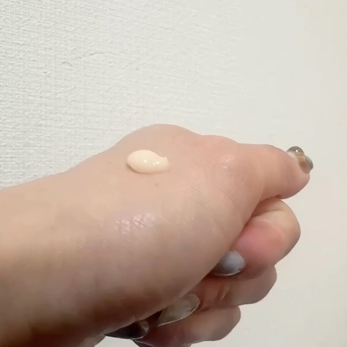 リセルム 薬用リンクルクリームN/FABIUS/フェイスクリームの動画クチコミ1つ目