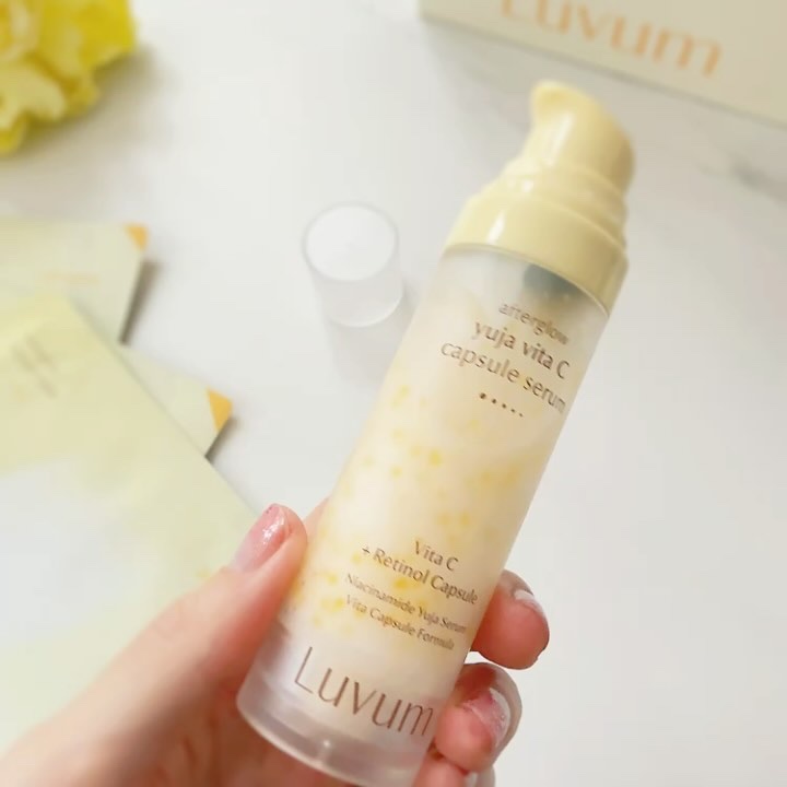 アフターグロウゆずビタCカプセルセラム/Luvum/ブースター・導入液を使ったクチコミ（3枚目）