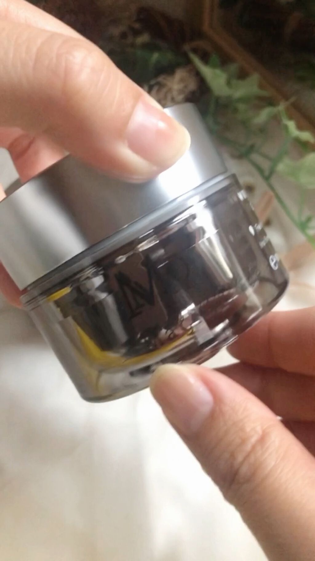 リンクルリフト ジェルクリーム/マニフィーク/オールインワン化粧品の動画クチコミ1つ目