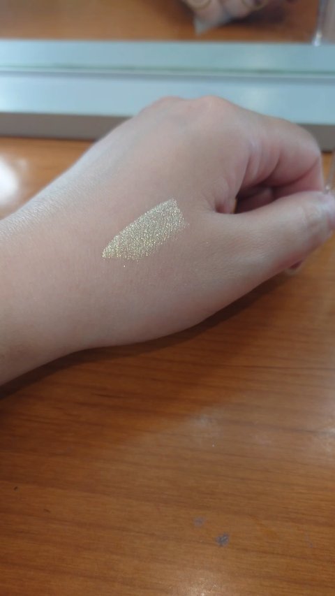 ダイヤモンドシリーズ 星空リキッドアイシャドウ/ZEESEA/リキッドアイシャドウを使ったクチコミ（3枚目）