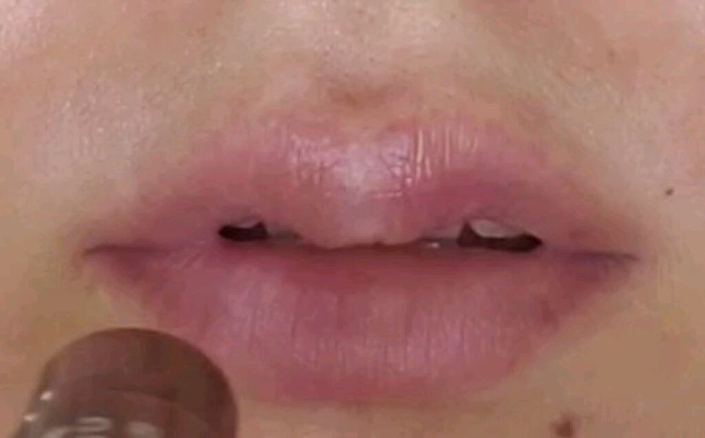 ういリップ(カラーケアリップクリーム)/CHOOSY/リップクリームの動画クチコミ3つ目