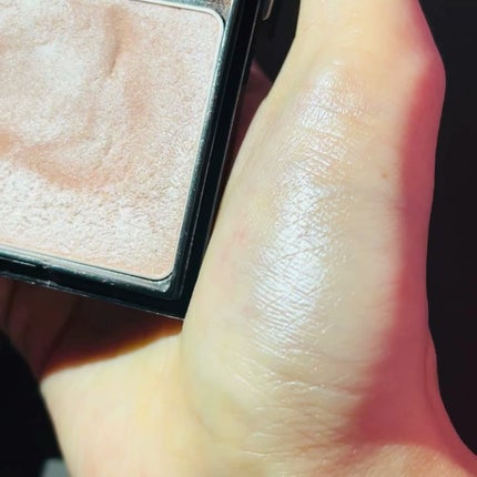 &be ルミナイジングパウダー/&be/パウダーハイライトを使ったクチコミ(4枚目)