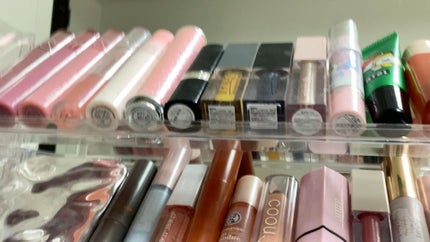 グラスティングカラーグロス/rom&nd/リップグロスの人気ショート動画