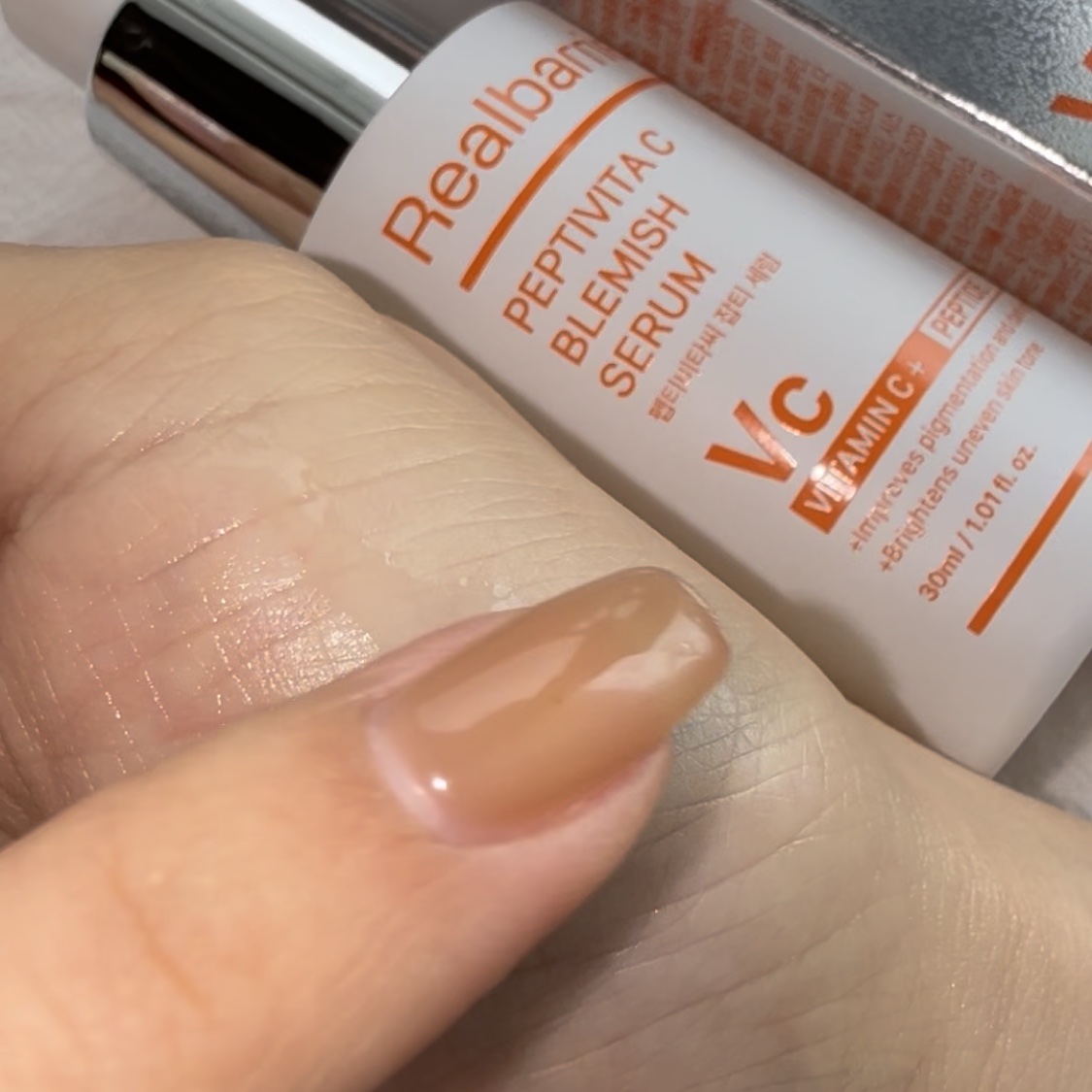 レチ二オールポアタイトニングセラム/Real Barrier/美容液を使ったクチコミ（3枚目）