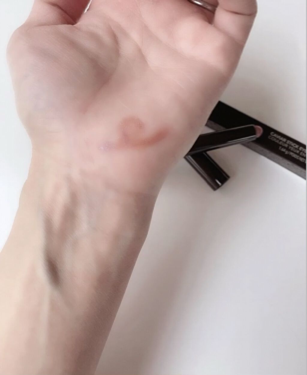 キャビアスティック アイカラー/ローラ メルシエ/スティックアイシャドウを使ったクチコミ（3枚目）