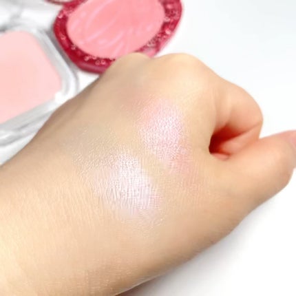 フィー グリッツストーンハイライター/fwee/パウダーハイライトを使ったクチコミ(3枚目)