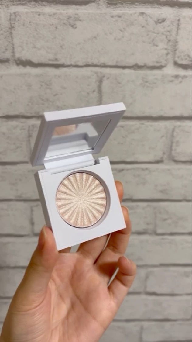 MINI HIGHLIGHTER/Ofra Cosmetics/パウダーハイライトを使ったクチコミ（3枚目）