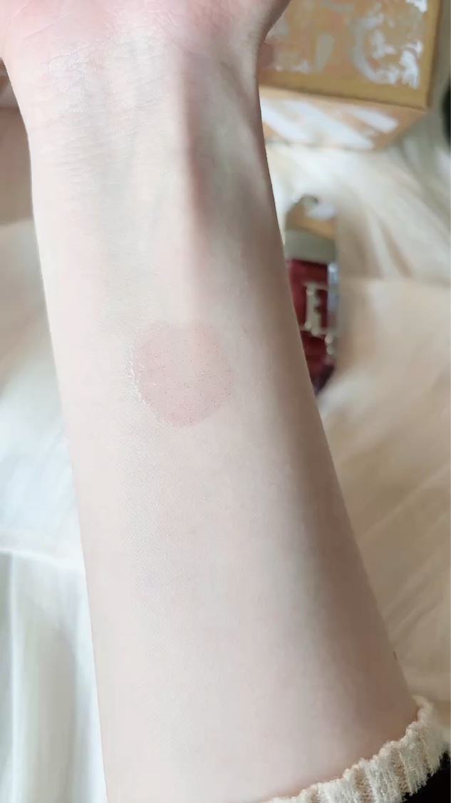 ディオール アディクト リップ グロウ オイル/Dior/リップオイルを使ったクチコミ（2枚目）