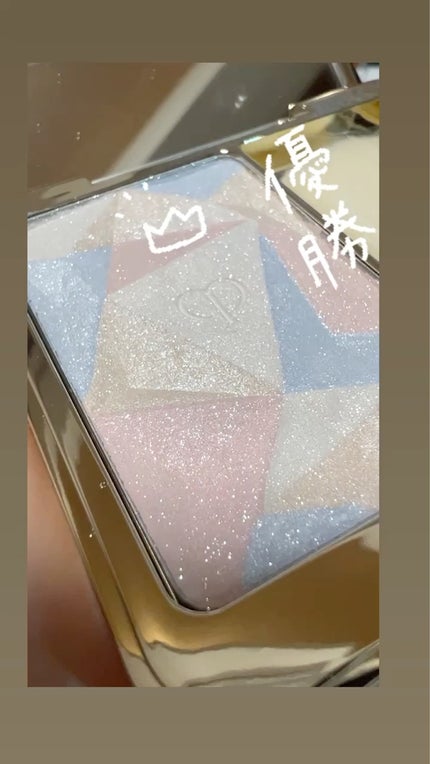 ル・レオスールデクラ /クレ・ド・ポー ボーテ/パウダーハイライトの人気ショート動画