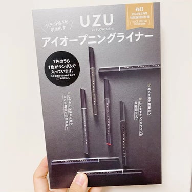 7 SHADES OF BLACK/UZU BY FLOWFUSHI/リキッドアイライナーを使ったクチコミ（1枚目）