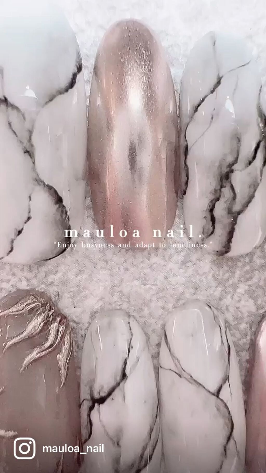 #大理石ネイル,#ネイル,#アートネイル,#秋ネイル,#ミラーアートネイル,#アニマルネイル,#成人式ネイル,#ジュエリーネイル,#ミラーネイル,#手書きアートネイル,#ハートネイル,#パーツネイル,#月ネイル,#シルバーアクセネイル,#冬ネイル,#天王寺ネイルのネイルデザイン