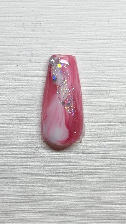 ジェルネイル(ライト対応)/セリア/ジェルネイルの人気ショート動画