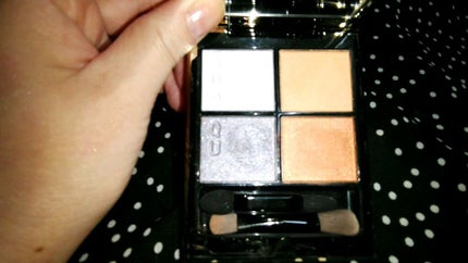 シグニチャー カラー アイズ/SUQQU/アイシャドウパレットの人気ショート動画