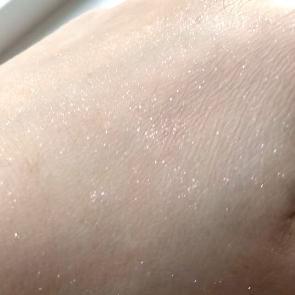 チャンス オー タンドゥル シマリング フレグランス パウダー/CHANEL/香水(その他)の動画クチコミ2つ目