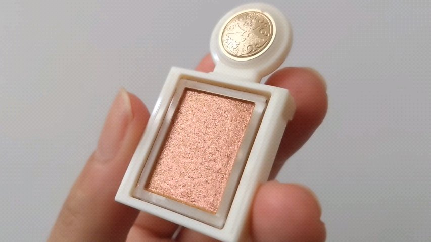 シャドーカスタマイズ　（ブリリアントグリッター）/MAJOLICA MAJORCA/グリッターの動画クチコミ2つ目