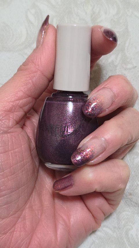 ✨✨✨本日のネイル✨✨✨
#キャンメイク
#ファンデーションカラーズ
04 ペールピンク
を、ベースカラーに使用しました。
#PLAYFUL
#プレイフルアップデートネイル
pun-45 シークレットパープル
を、メインカラーに使用💜
仕