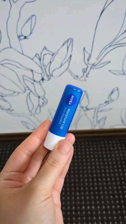 モイスチャーリップ ビタミンE/ニベア/リップクリームの人気ショート動画